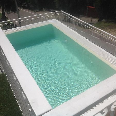 מאלצ'סינה Villa Arianna Panoramic Apartments מראה חיצוני תמונה