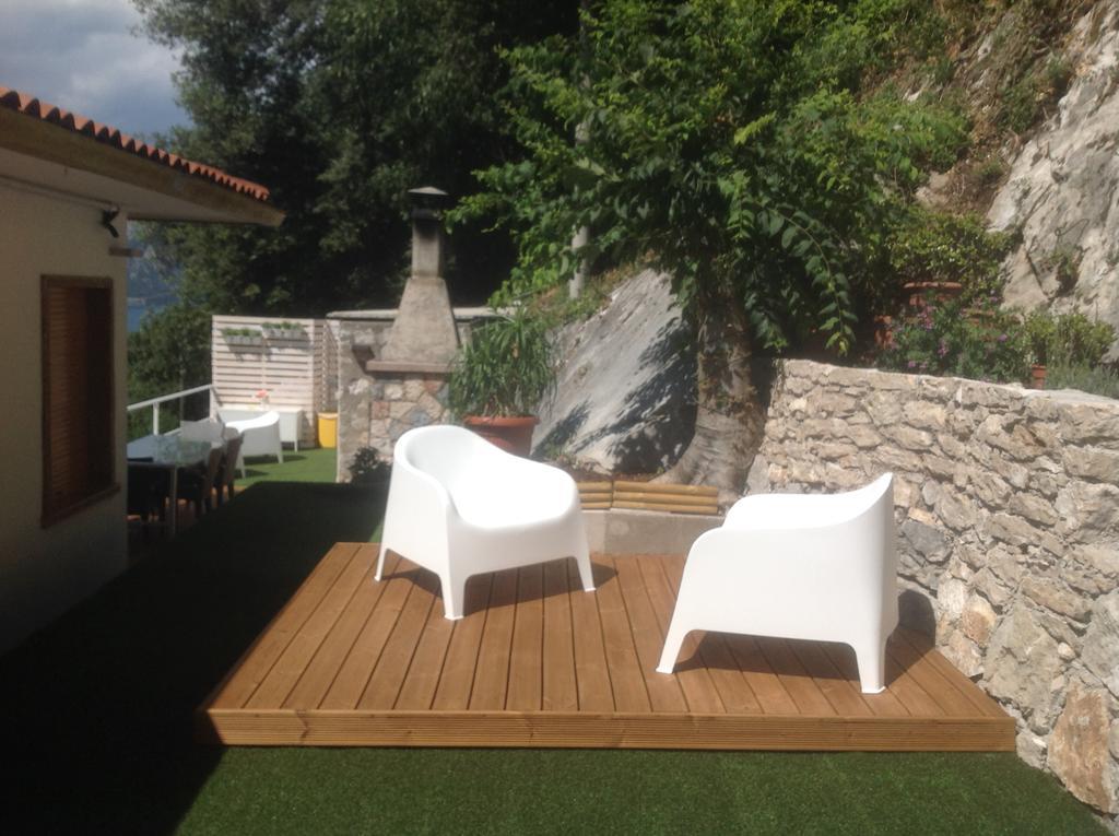 מאלצ'סינה Villa Arianna Panoramic Apartments מראה חיצוני תמונה